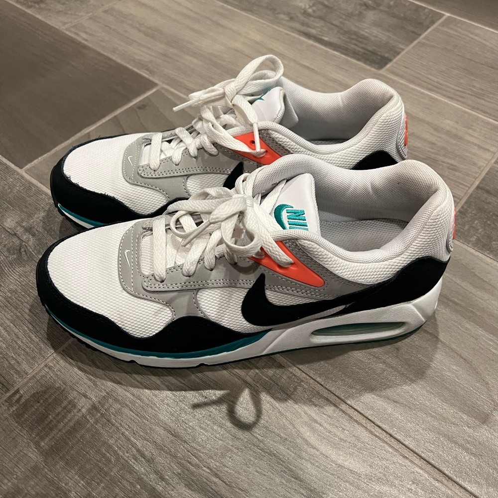 Nike Air Max White and Black Sneakers